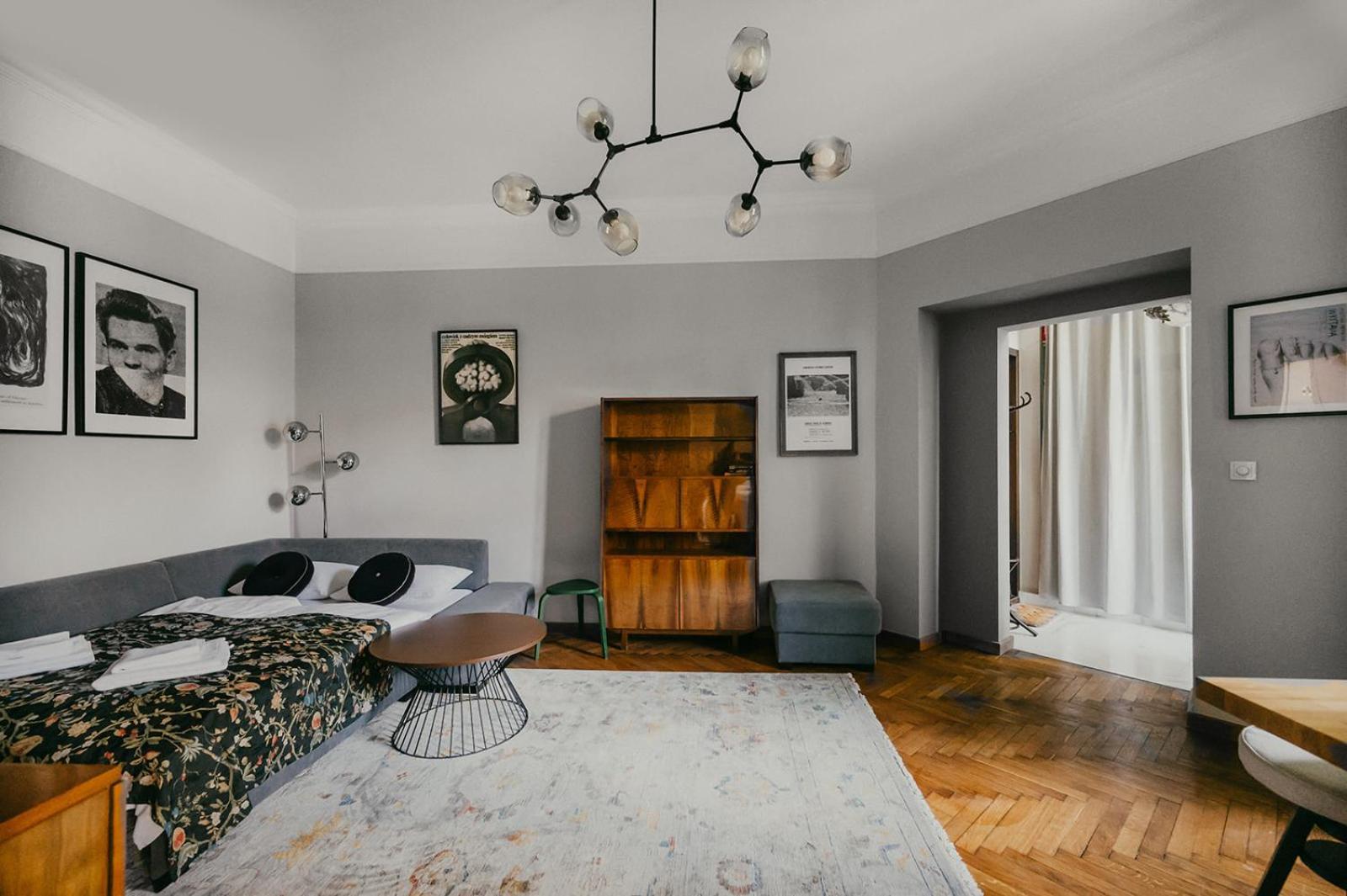Antique Apartments Old Town 크라쿠프 외부 사진