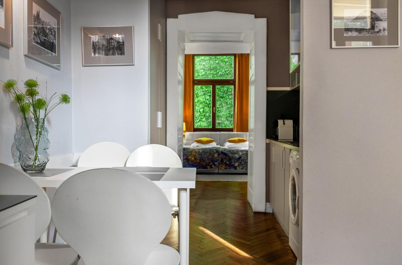 Antique Apartments Old Town 크라쿠프 외부 사진