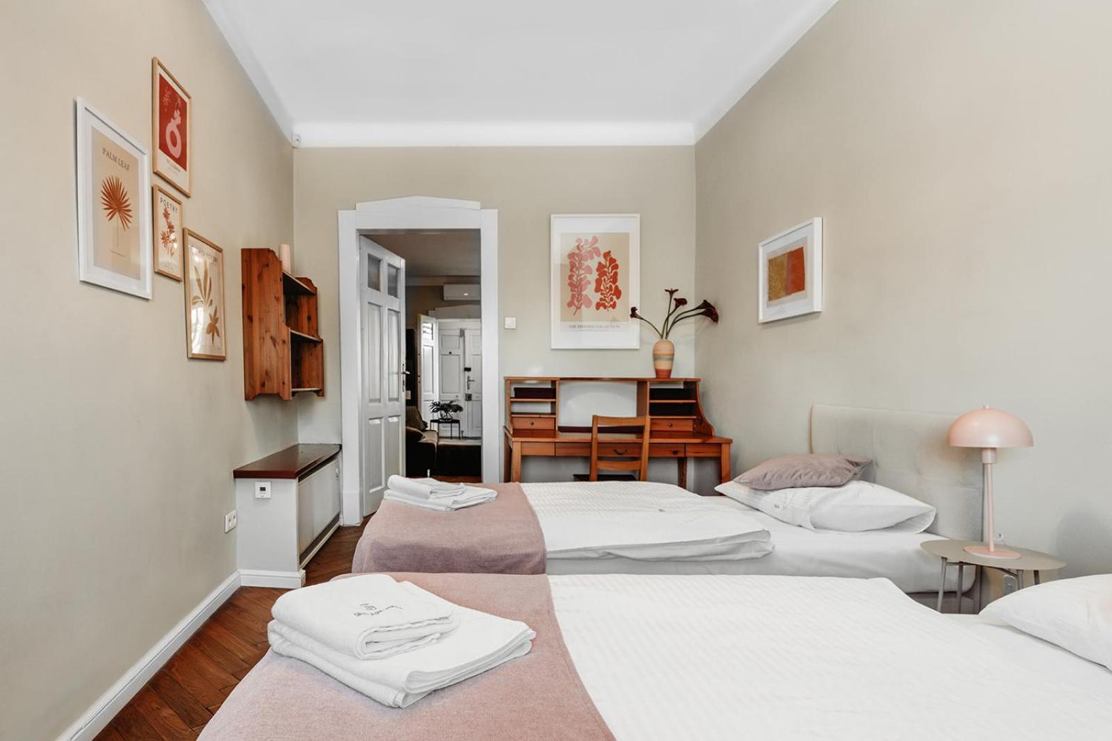 Antique Apartments Old Town 크라쿠프 외부 사진